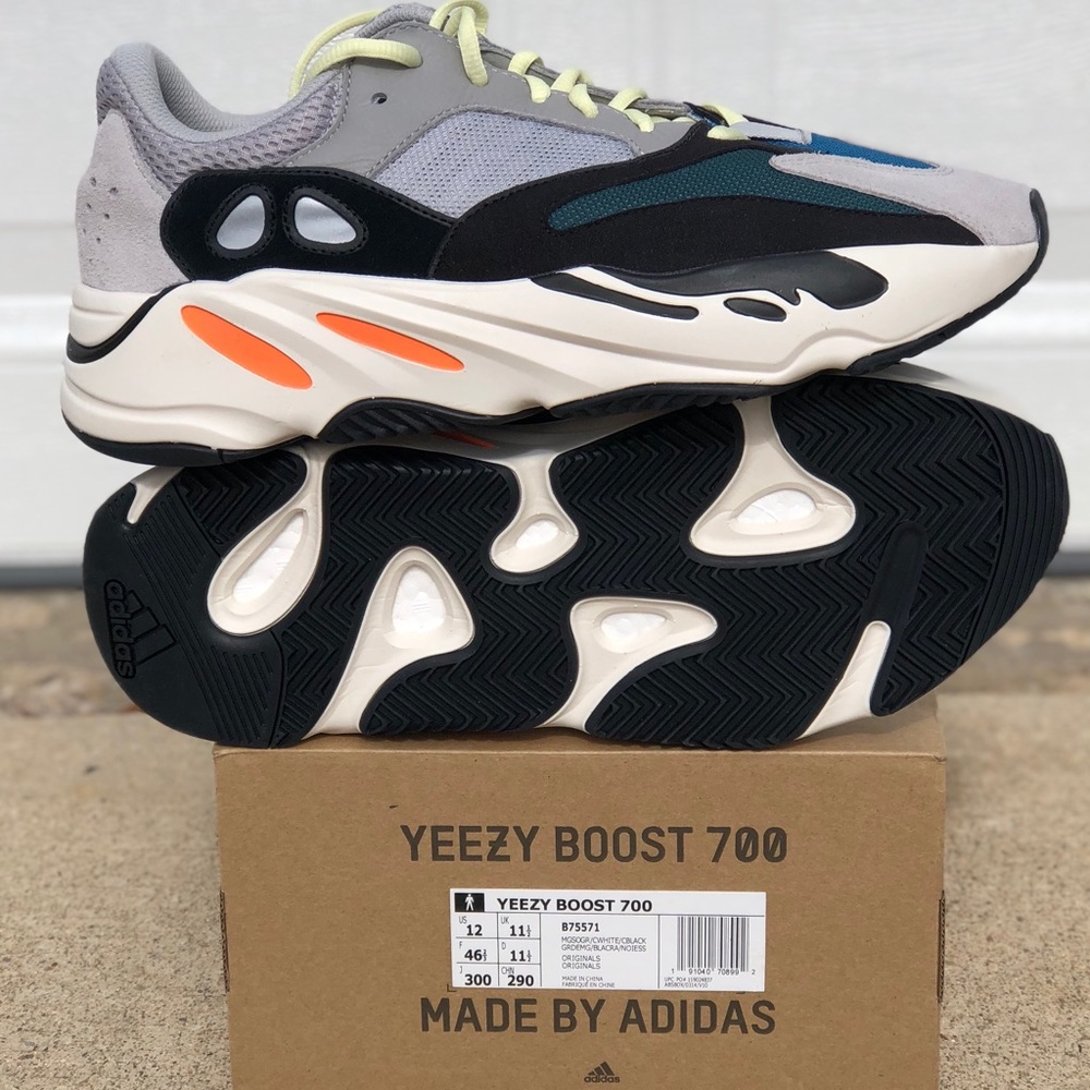 Adidas Yeezy Wave Runner 700.  All sizes available - Picture 3 of 8